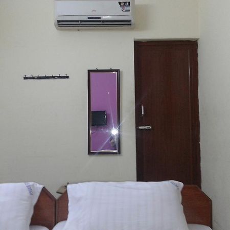 Noble Residency Otel Tirupati Dış mekan fotoğraf